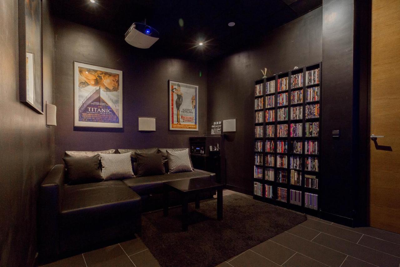 Vlvilla - Villa De Lujo En Valencia Con Piscina Privada Y Sala De Cine Burjassot Dış mekan fotoğraf